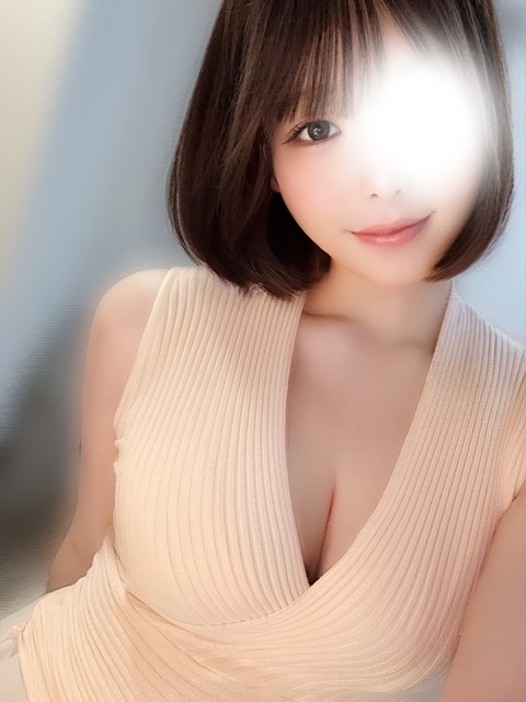 井上　まお