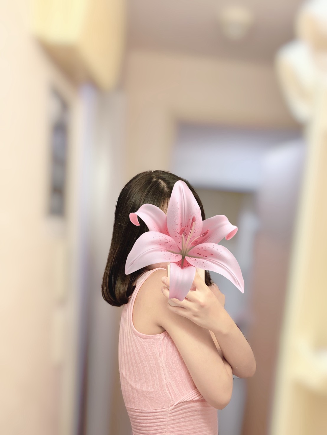 美川　ひなの