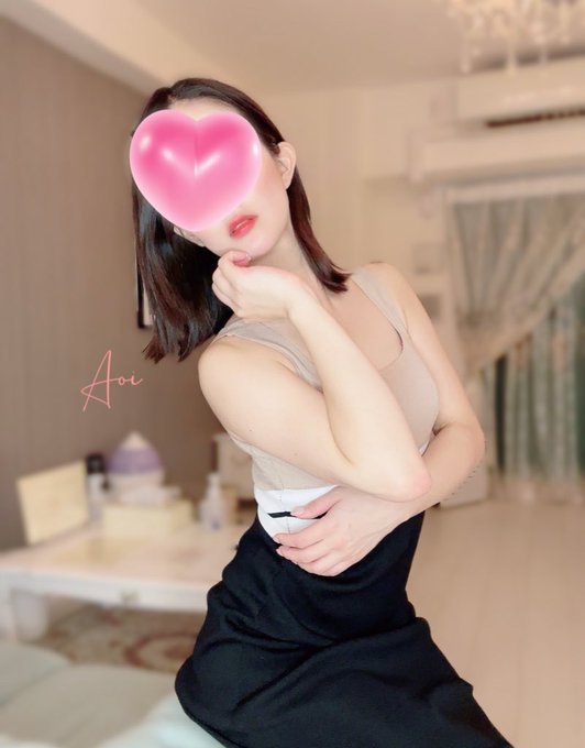 新川　あおい